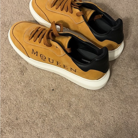 Men's Tan and Black Sneakers